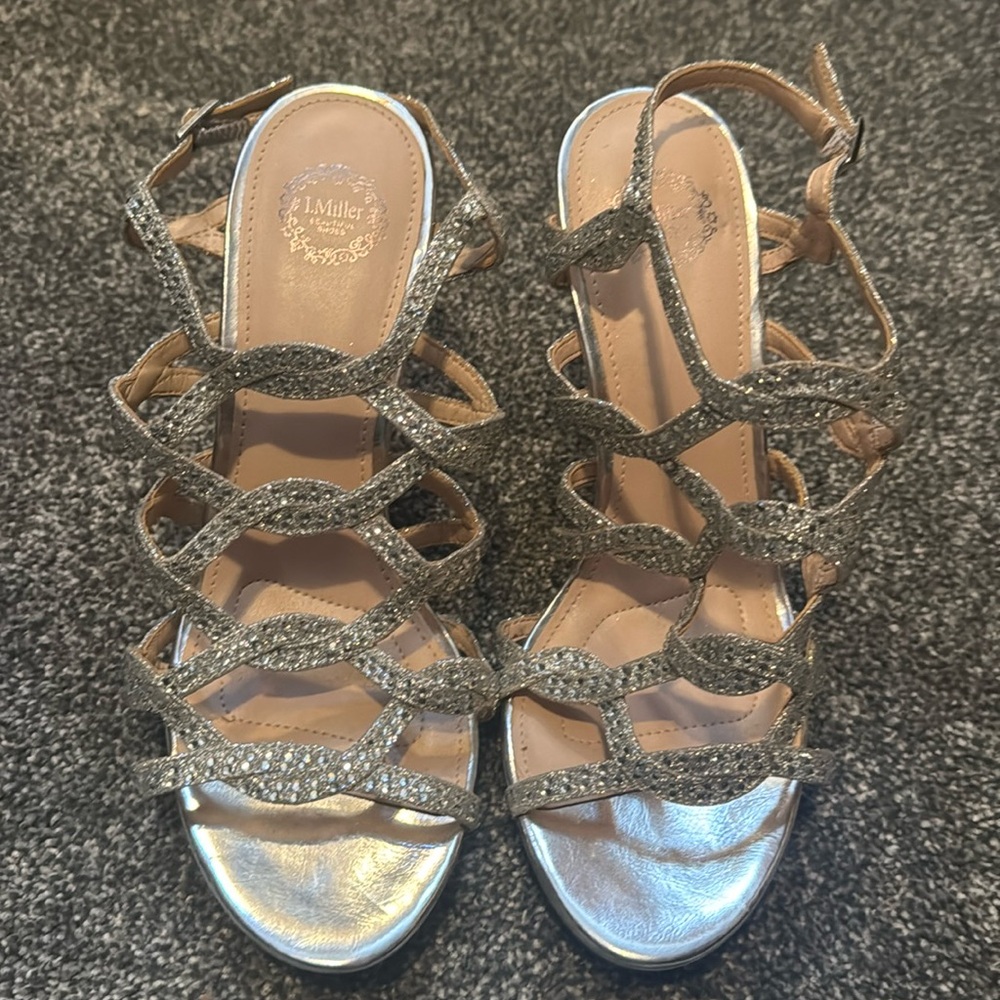 L.Miller size 9M
